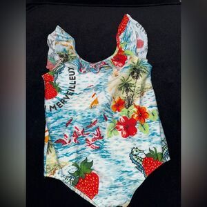 Brand new with tag Gucci Strawberry Ocean Print Swimsuit size 3